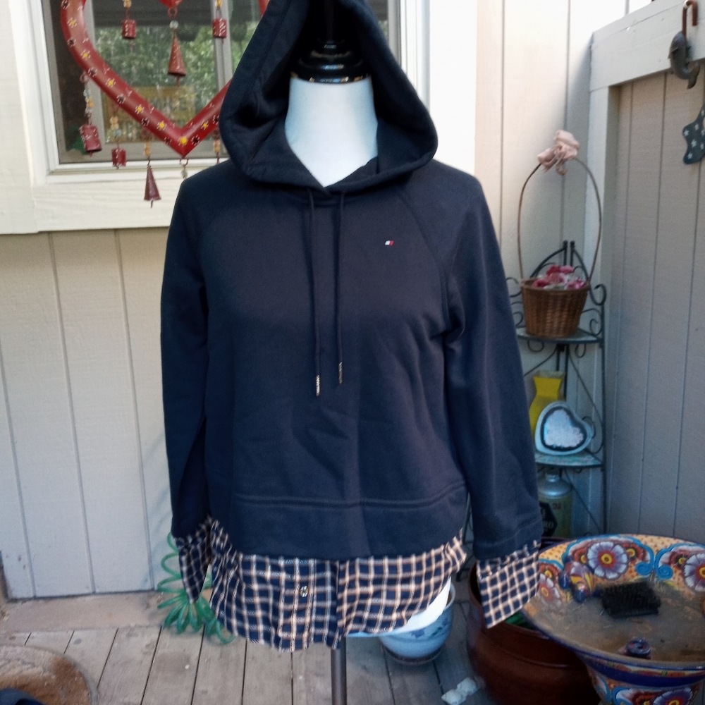 Women's sweatshirt